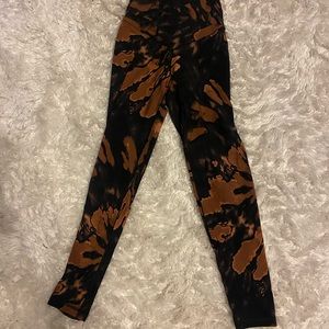 American eagle cross front legging